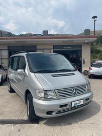 MERCEDES Classe V220 - 2001