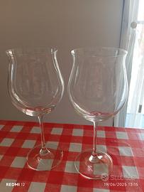 due calici vino da degustazione 
