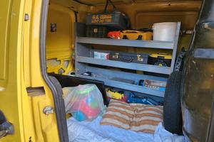 SCAFFALE IN FERRO PER ATTREZZI