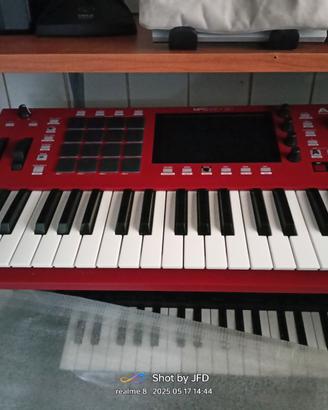 Akai mpc37