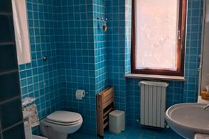 Villa a schiera ristrutturato con pannelli solari