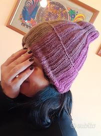 Berretto in Lana Lavorato a Maglia 
 be