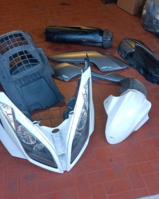 Kymco Downtown ricambi