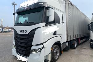IVECO S WAY TRATTORE