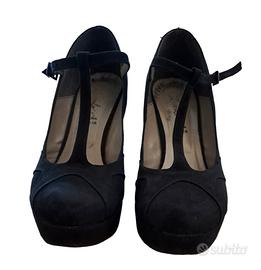 décolleté nera con plateau 