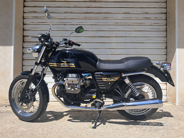Moto guzzi V7 classic