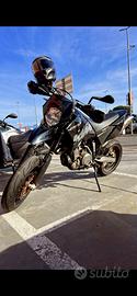 Ktm supermoto 640 lc4