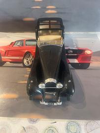 Bugatti Royale 1934 Solido scala 1/18  2