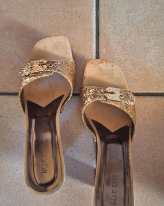 Zoccoli di legno donna T8 n.39