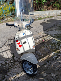 Vespa 150 et 4