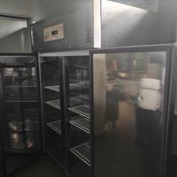 frigo armadio due ante €1000, frigo vetrina  € 300