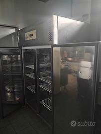 frigo armadio due ante €1000, frigo vetrina  € 300