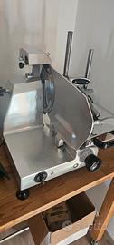 Affettatrice verticale FAC F 250 TSV 
