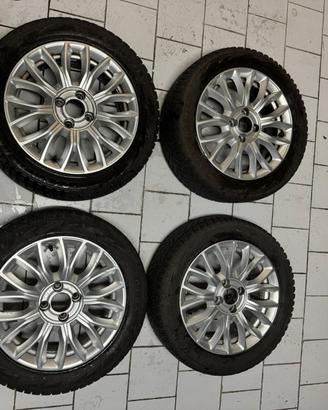 Cerchi e gomme fiat 500 invernali R15 185/55