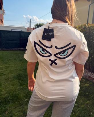T-shirt OUTHERE bianca streewear - NUOVA