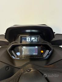 Yamaha xmax tech max nero anno 2024 km 6000