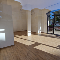 Locale commerciale uso Ambulatorio