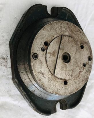 Attrezzature meccaniche base morsa girevole