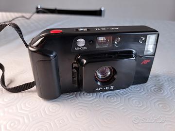 macchina fotografica analogica Minolta AF-E II 2
