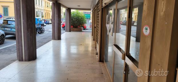 Bel locale 3 stanze con bagno Firenze campo marte