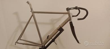 bici telaio titanio Nevi 55 c/c forcella carbonio 