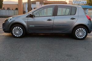 renault clio anno 2010 per neopatenati