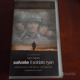 Videocassetta vhs salvate il soldato ryan