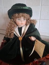 Bambola di porcellana vintage