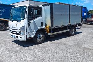 Isuzu 75 qli com sponda caricatricz