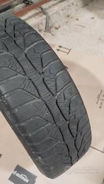 4 gomme da neve con cerchione 175 65 R14