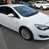 Opel Astra 1.4 Turbo 140CV 5 porte GPL Tech Cosmo