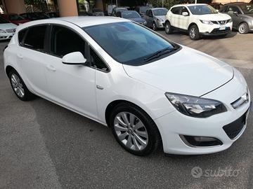 Opel Astra 1.4 Turbo 140CV 5 porte GPL Tech Cosmo
