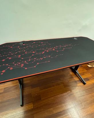 Scrivania da gaming 150 cm RGB