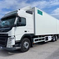 VOLVO Motrice FM 420 FRIGO + SPONDA