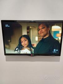 TV LG 24 Pollici + Decoder + Staffa