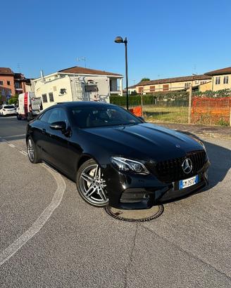 Mercedes e coupe 300d amg premium night edition