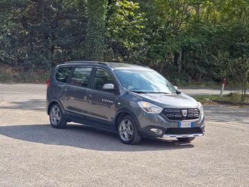 Dacia Lodgy Stepway 1.5 Blue dCi 8V 115CV 7 posti 