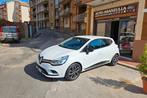 RENAULT CLIO 1500 DCI MOSCHINO KM CERTIFICATI