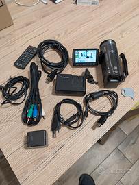 Panasonic HDC-SD700 3MOS + 2 batt + 4 SD completa