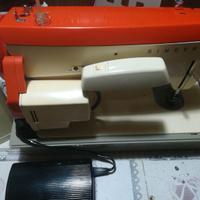Machina da cucire singer