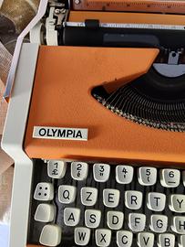 Macchina da scrivere vintage