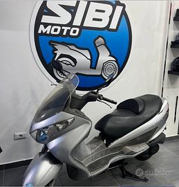 Suzuki Burgman 200