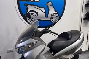 Suzuki Burgman 200