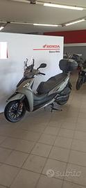 Kymco Agility 300 +