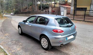 alfa romeo 147 jtd