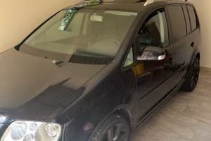 Auto touran