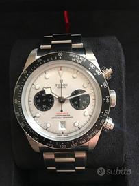 TUDOR BLACK BAY CHRONO PANDA M79360N ANCHE PERMUTE
