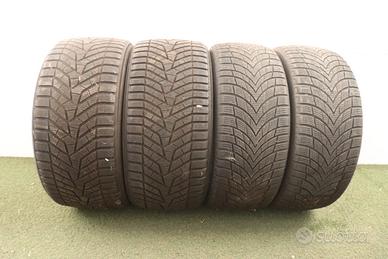 Gomme Yokohama 225 40 19 255 35 19 inverno