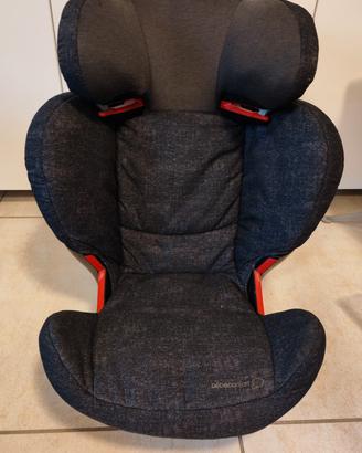seggiolino auto isofix  bebè comfort 