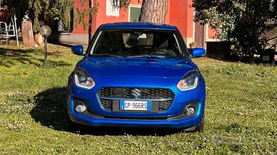 Suzuki Swift 1.2 Hybrid Top 2023 UNIPRO neop LEGGI